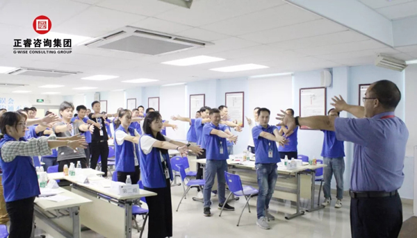 《六星班組打造》課程現(xiàn)場(chǎng) 《六星班組打造》課程現(xiàn)場(chǎng)