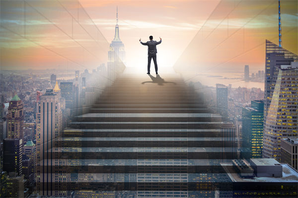 在年度經(jīng)營(yíng)計(jì)劃中，如何設(shè)定既實(shí)際又挑戰(zhàn)性的目標(biāo)？