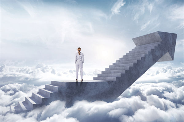 在年度經(jīng)營(yíng)計(jì)劃中，如何設(shè)定既實(shí)際又挑戰(zhàn)性的目標(biāo)？