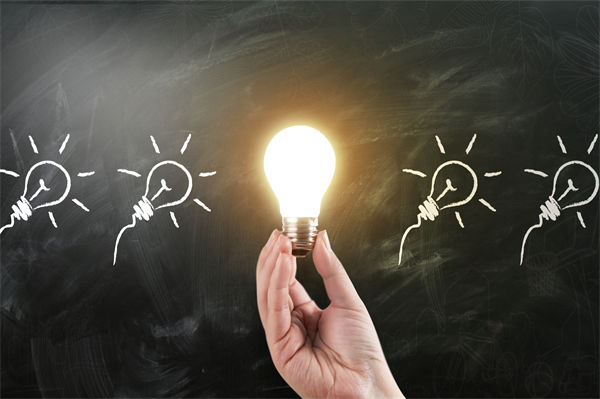 面對未來不確定性，集團(tuán)如何調(diào)整管控策略以應(yīng)對挑戰(zhàn)？