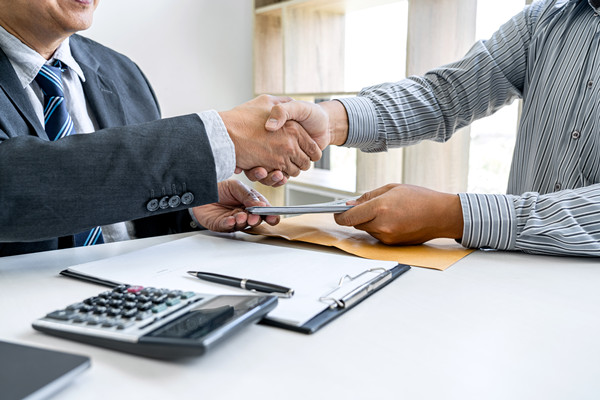 薪酬激勵(lì)形同虛設(shè)，員工缺乏干勁，薪酬管理該如何革新？