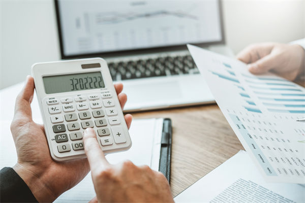 預(yù)算管理不善，會給企業(yè)帶來哪些潛在的財務(wù)風(fēng)險？