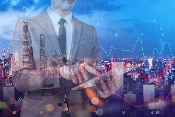 企業(yè)在推進(jìn)精益生產(chǎn)時(shí)，如何平衡短期目標(biāo)與長(zhǎng)期戰(zhàn)略？