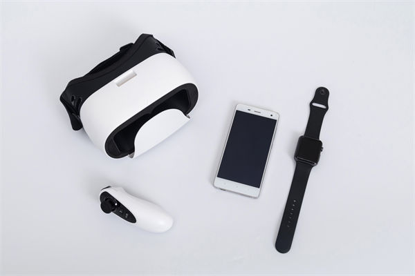 在滾動預算模式下，如何確保預算的連續(xù)性和前瞻性？