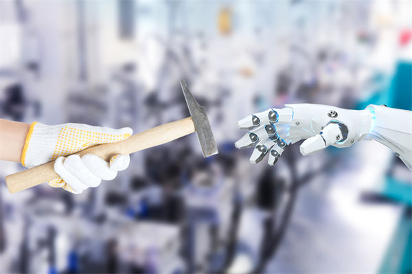 員工對數(shù)字化管理抵觸，推進(jìn)遇阻，怎樣化解難題？