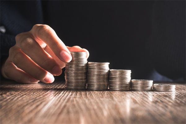 薪酬績效分析：多家大行下調存款利率，1年期下破1%