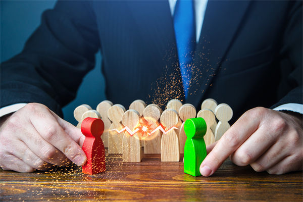 新老業(yè)務(wù)沖突不斷，企業(yè)戰(zhàn)略管理如何平衡布局？